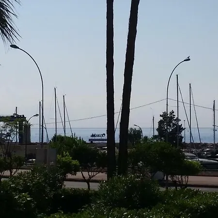 Studio Porte De France Διαμέρισμα Μεντόν
