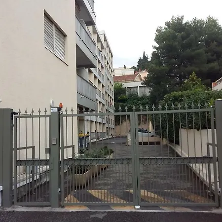 Διαμέρισμα Studio Porte De France Μεντόν